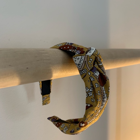 Anthropologie Headband 🌿 - Picture 2 of 2